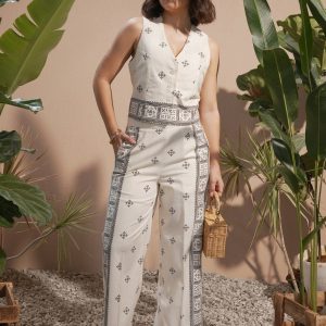 women printed coat with palazzos co ord set ( off white )